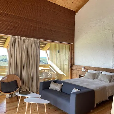 Olladas De Barbeitos Dağ evi